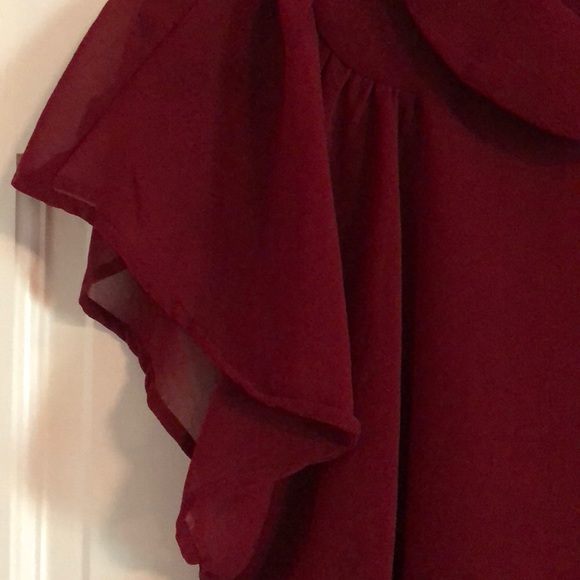 Womens short sleeved collared button down blouse - Picture 3 of 7